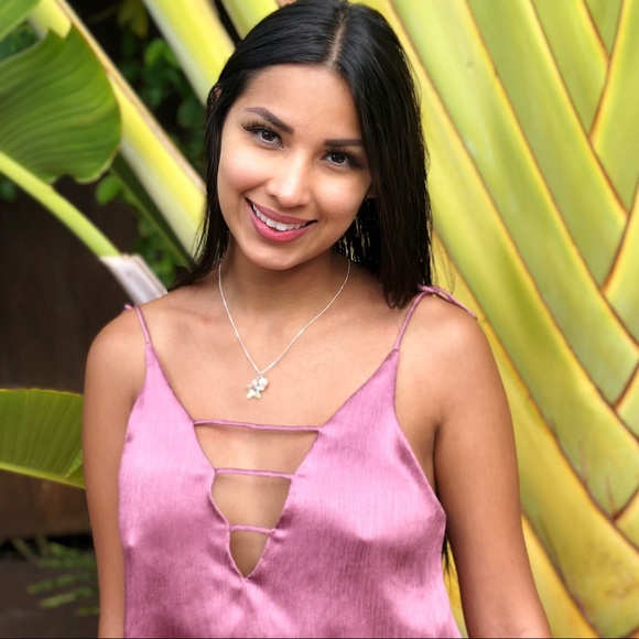 Stunning Freshwater Pearl and Swarovski necklace - Picture 4 of 6